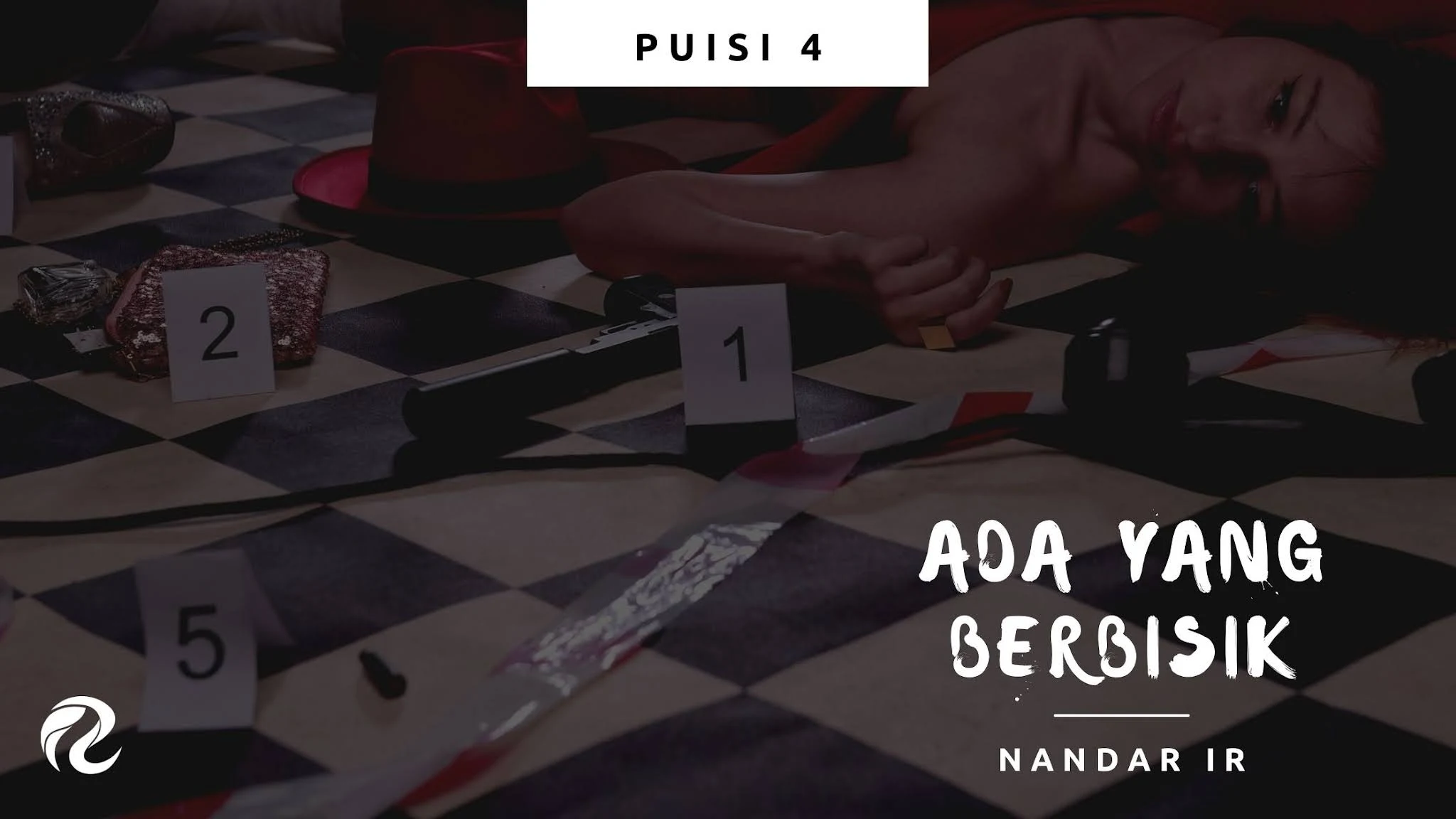 ada yang berbisik puisi